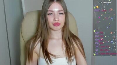 blush_diana public webcam profile photo 2