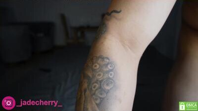 bombom_cherry public webcam profile photo 8
