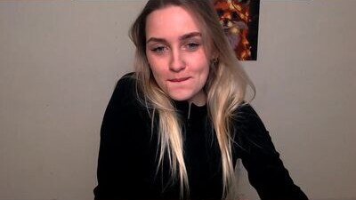 bottomless_eyes public webcam profile photo 9