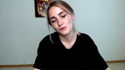 bottomless_eyes_ public webcam profile photo 4