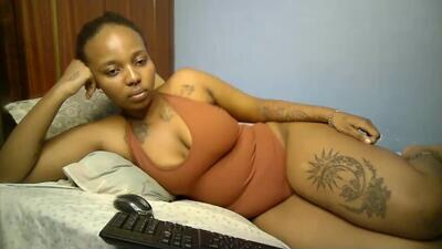 botty_queen public webcam profile photo 2