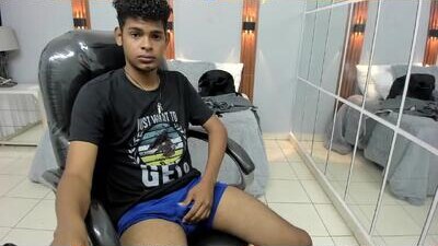 boylittle19cm public webcam profile photo 10