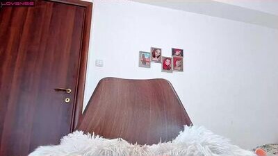bri4anna public webcam profile photo 6