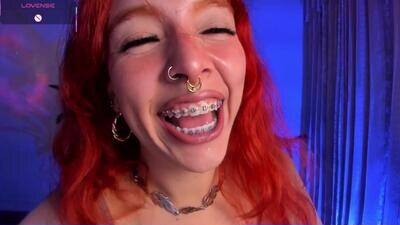 bri_von_dhara_ public webcam profile photo 2