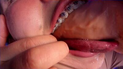 bri_von_dhara_ public webcam profile photo 8