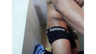 brianhot_23 public webcam profile photo 8