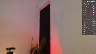 briela_ public webcam profile photo 10