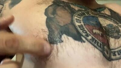 brokedaddyg public webcam profile photo 4
