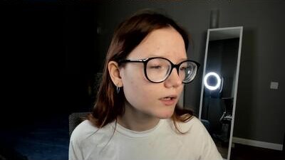 browneyess_ public webcam profile photo 7