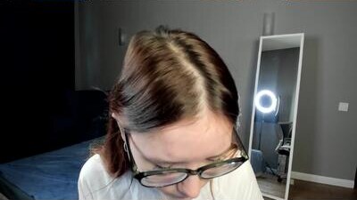 browneyess_ public webcam profile photo 10
