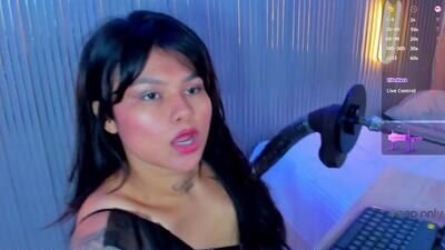 brunette_zoe public webcam profile photo 3