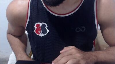 buldgeinboxer public webcam profile photo 3