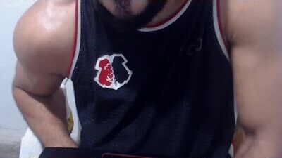 buldgeinboxer public webcam profile photo 6