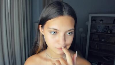 bunny_nova public webcam profile photo 3