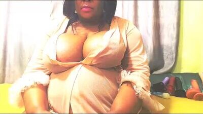 bustymaturestepmum public webcam profile photo 8