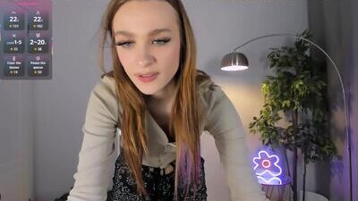 c_moonie_ public webcam profile photo 5