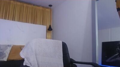 calessyndrako public webcam profile photo 5