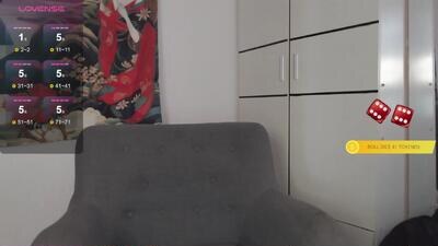 calmlilly public webcam profile photo 4