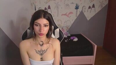 cami1_t public webcam profile photo 2