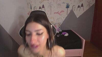 cami1_t public webcam profile photo 4