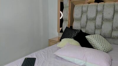 cami__lovers public webcam profile photo 4