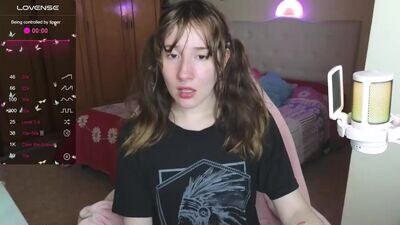 cami_chan public webcam profile photo 2