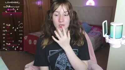 cami_chan public webcam profile photo 3