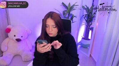 camila_ec2 public webcam profile photo 2