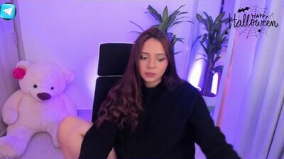 camila_ec2 public webcam profile photo 5