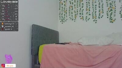 camila_torrez public webcam profile photo 3