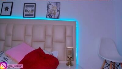 camila_white1 public webcam profile photo 6