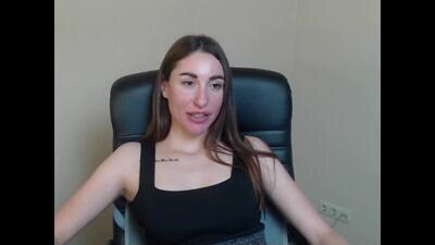 cammila_horn