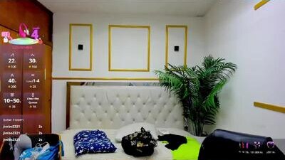 candiapole public webcam profile photo 8