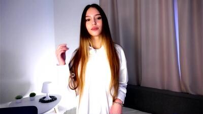 carlottabradney public webcam profile photo 2