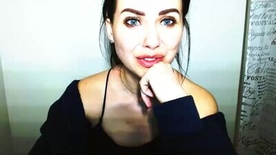 carolberryah public webcam profile photo 8
