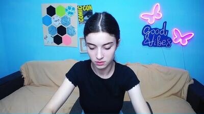 carolinabensy public webcam profile photo 2