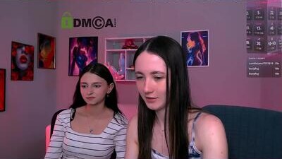 caroline_honeyy public webcam profile photo 10