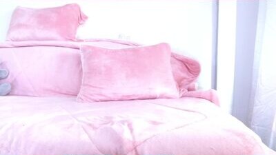 caroline_spanky public webcam profile photo 5