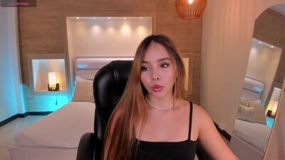carolinegrace_ public webcam profile photo 2