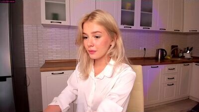 cassy_meow public webcam profile photo 7