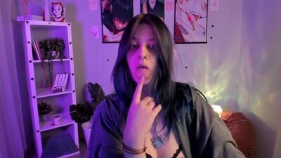 catherine_wine public webcam profile photo 4