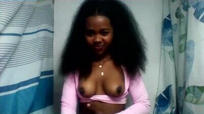 cclanioo public webcam profile photo 7