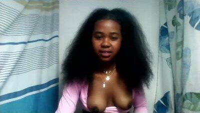 cclanioo public webcam profile photo 8
