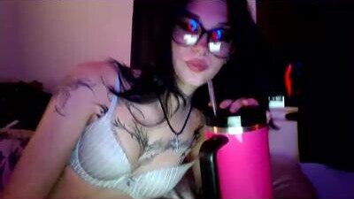 celenadawnn public webcam profile photo 6