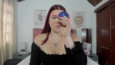 celesteredds public webcam profile photo 2
