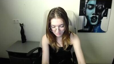 celine_love public webcam profile photo 5