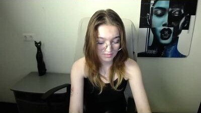 celine_love public webcam profile photo 9
