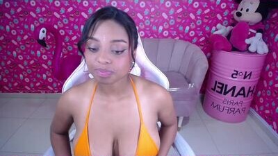 charlote_fun_a public webcam profile photo 5