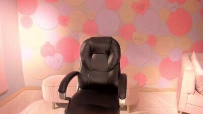 charlottecox_ public webcam profile photo 5