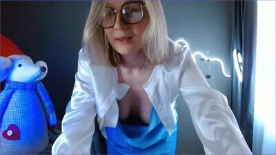 charming_beauty public webcam profile photo 9